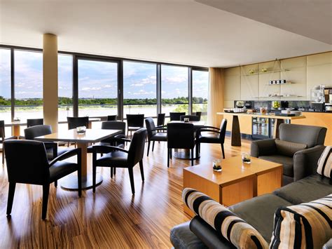 Hotel Rooms in Mainz by the Rhine River | Hyatt Regency Mainz