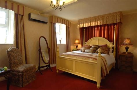 Photos and Images from Kees Hotel Ballybofey Donegal - Kee's Hotel