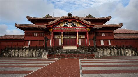 Fire Sweeps Through Historic Japanese Castle | WSIU