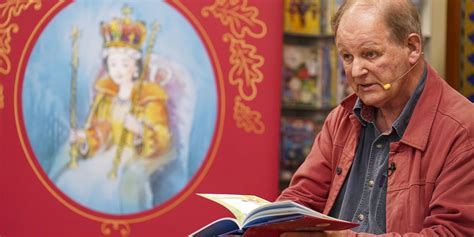 Michael Morpurgo marks Platinum Jubilee with new biography of the Queen ...