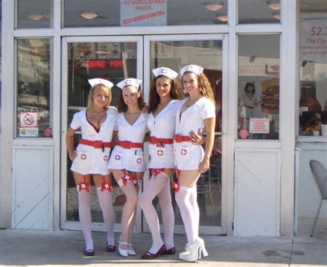 esfome: heart attack grill nurses