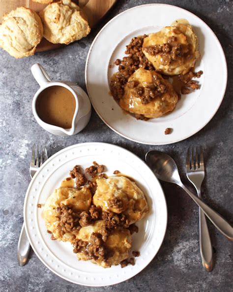 Vegan Sausage Gravy and Biscuits