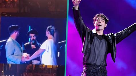 Joe Jonas officiates wedding on stage during Jonas Brothers concert – NBC New York