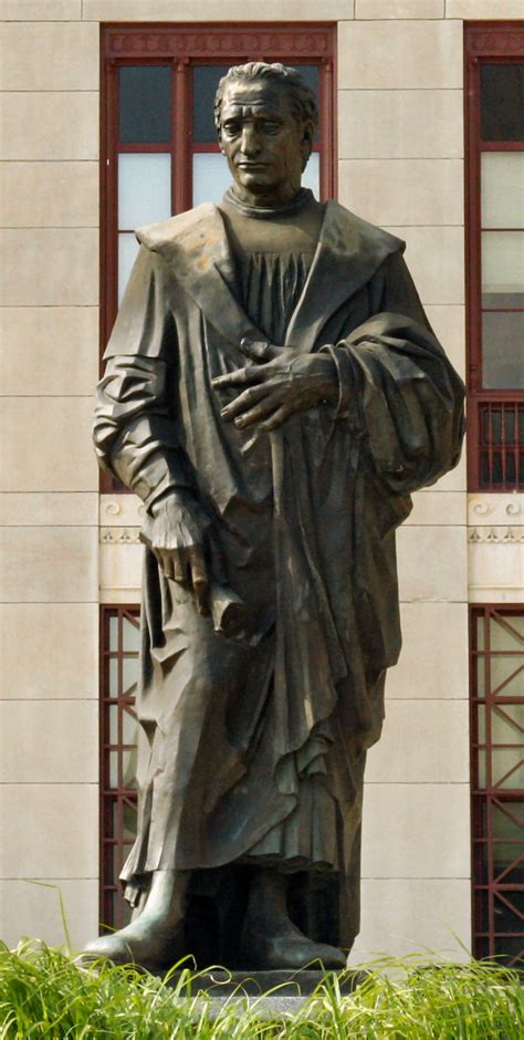 File:Columbus-ohio-christopher-columbus-statue-2006-tight.jpg - Wikimedia Commons