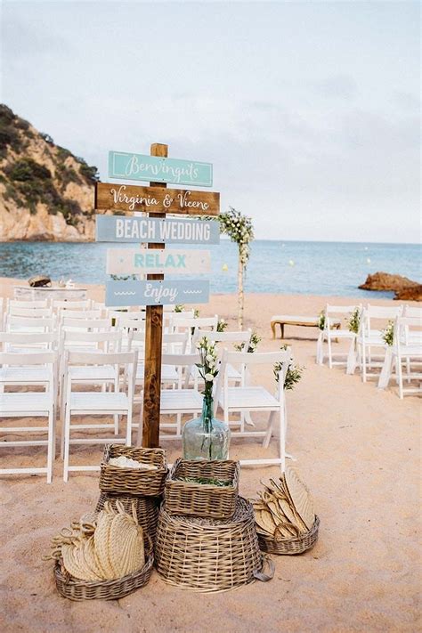 25 Intimate Boho-Themed Summer Beach Wedding Ideas ...