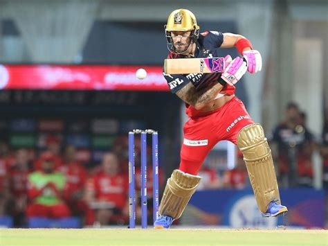 Top 5 players who took fewest innings to 3000 IPL runs