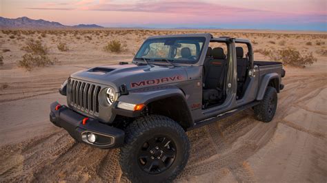 Jeep debuts 'Desert Rated' on Gladiator Mojave pickup