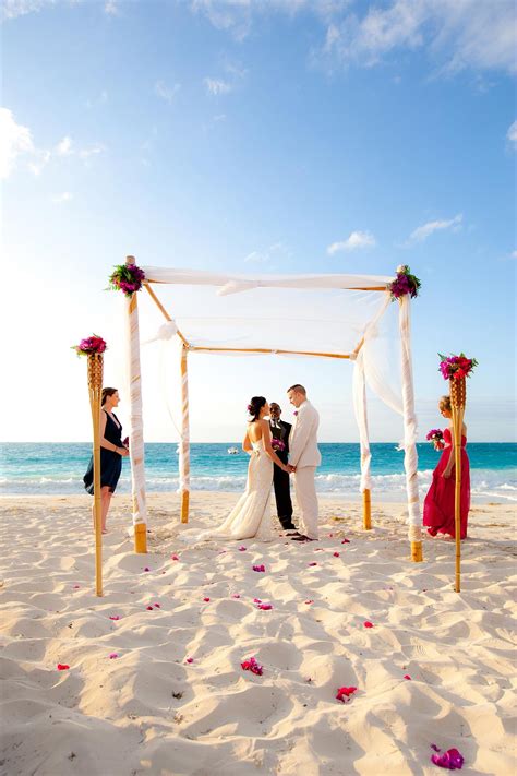 Turks and Caicos Weddings - Welcome to the Turks and Caicos Islands