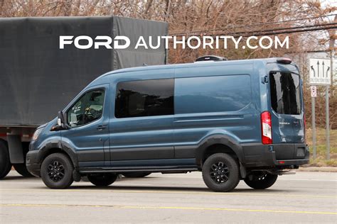 2023 Ford Transit Trail In Blue Metallic: Photos