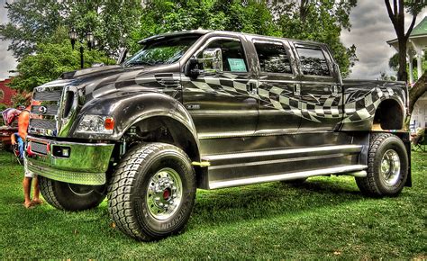 2005 Ford F650 Super Truck