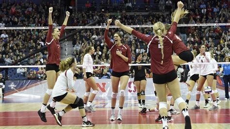 DI Women's Volleyball: Stanford advances to the National Championship ...