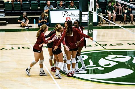 Arkansas Volleyball goes 3-0 in Colorado - Arkansas Fight