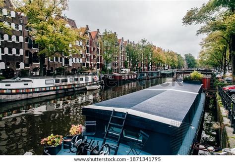 153 Amsterdam Boathouses Stock Photos, Images & Photography | Shutterstock