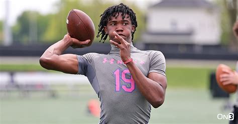 Michigan Recruiting: Latest intel on five-star QB Bryce Underwood