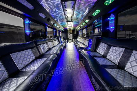 Fleet of Wedding Limos and Party Buses - Toronto Wedding Limo