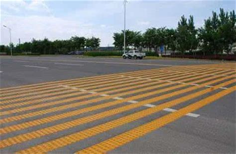 Brief Introduction on Road Deceleration devices - Nanjing Roadsky Traffic Facility Co.,Ltd ...