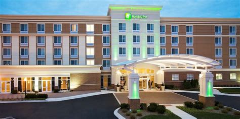 Holiday Inn Chicago Midway Airport | Travelzoo