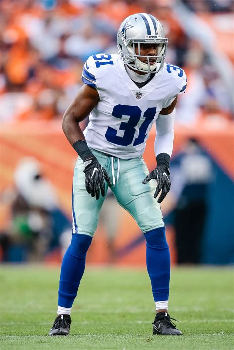 Cowboys Could Move Byron Jones To Corner