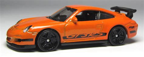 Car Lamley Group: First Look: Hot Wheels Porsche 911 GT3 RS...