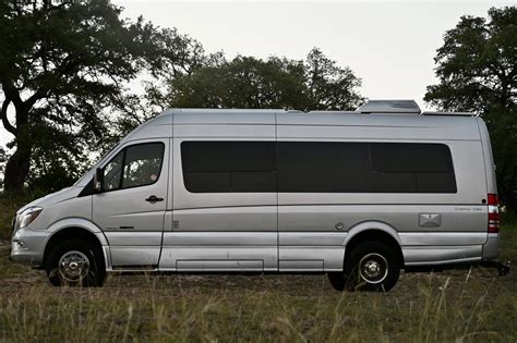 Awesome Mercedes-Benz Sprinter 3500 4×4 Roadtrek Camper Proved Itself ...