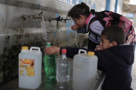 In Pictures: Gaza water crisis worsens | Gallery | Al Jazeera