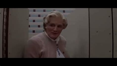 “Papa's Got a Brand New Bag” scene in Mrs. Doubtfire - YouTube