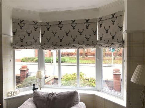 Roman Blinds | Roman blinds living room, Bay window living room, Bay window