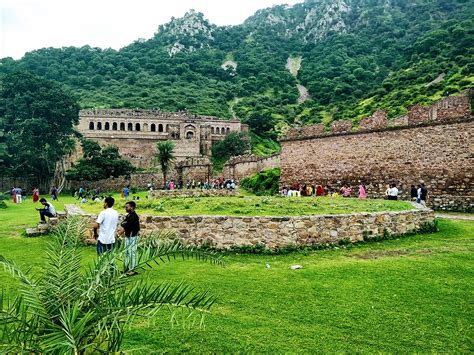 Bhangarh Fort Curse - Everything You Need to Know About It