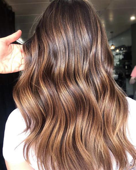 50 Dark Brown Hair with Highlights Ideas for 2020 - Hair Adviser