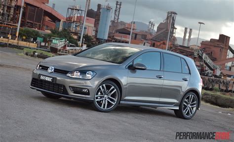 2015 Volkswagen Golf 110TDI Mk7 R-Line review (video) – PerformanceDrive