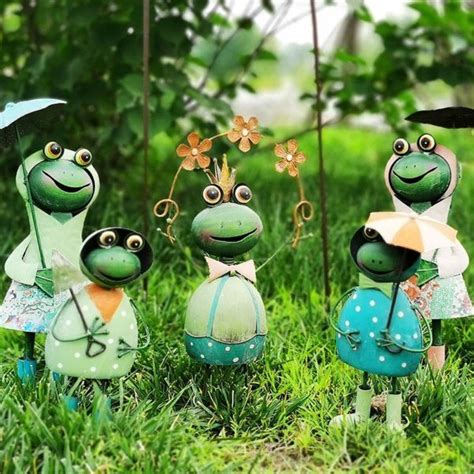 Cute- Metal -Frog -Garden -Ornaments -Frog -Garden -Decor- Ideas-min ...