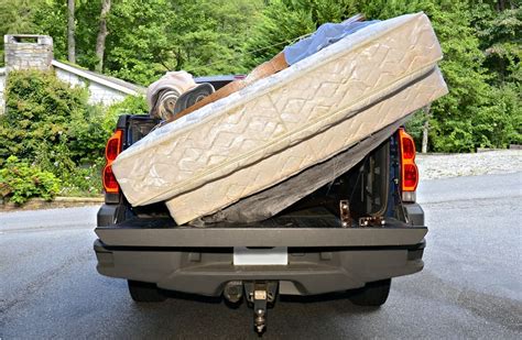 Mattress Removal, Hauling & Disposal | EZ Junk Hauling