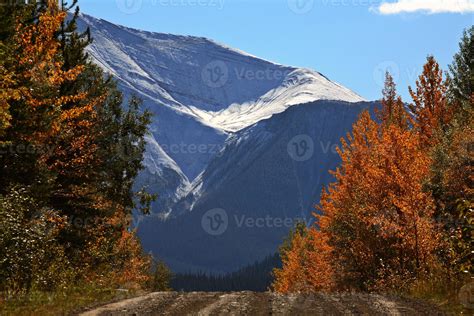 Rocky Mountains in autumn 6237883 Stock Photo at Vecteezy