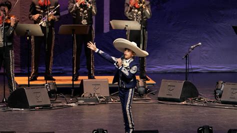 10-year-old Eduardo Trevino is a mariachi prodigy! - ABC7 San Francisco