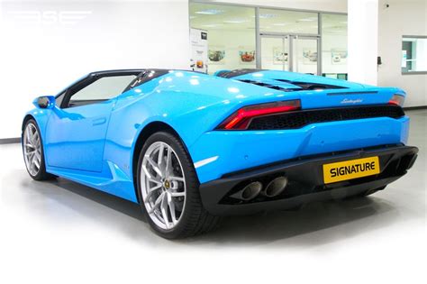 Lamborghini Huracan Spyder Blue