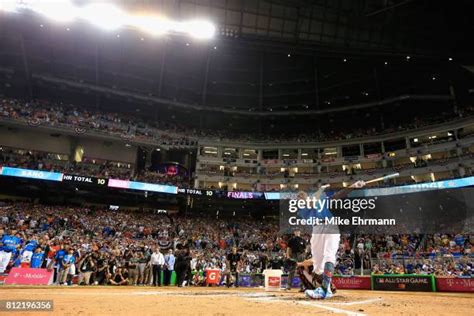 Aaron Judge Home Run Derby Photos and Premium High Res Pictures - Getty ...