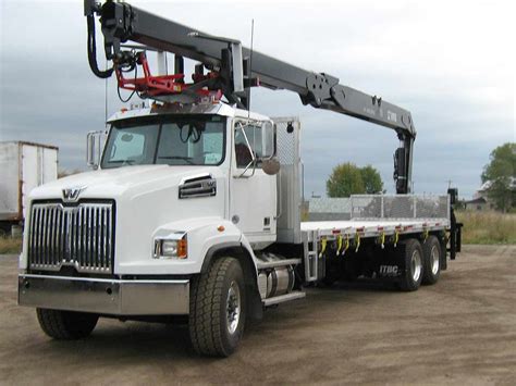 Flatdeck Trucks - TIF Group