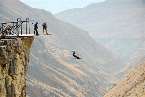 20 Best Places for Bungee Jumping in The World