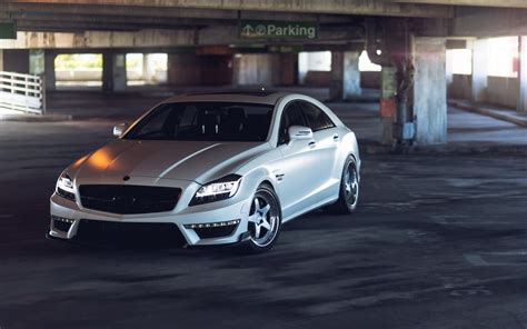 Mercedes-Benz SL Parking wallpaper | 1680x1050 | #17446