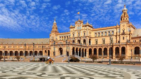 La Plaza España de Sevilla. Azulejos que cuentan una historia: Málaga ...