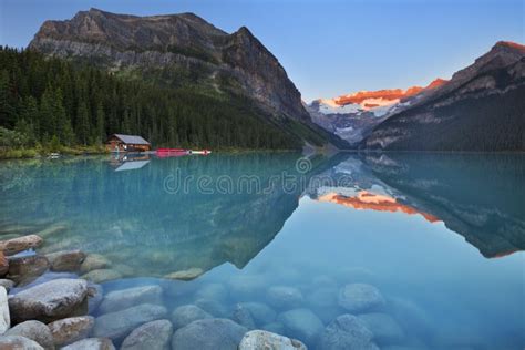 Lake Louise, Banff National Park, Canada at Sunrise Stock Photo - Image of banff, canoe: 165730402