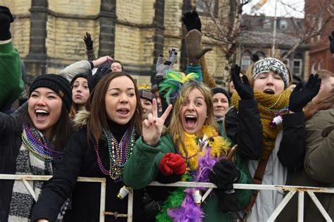 PICTURES: 2018 Soulard Mardi Gras pt1 | FOX 2