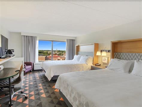 Crystal Lake Hotel | Holiday Inn Chicago Nw Crystal Lk Conv Ctr