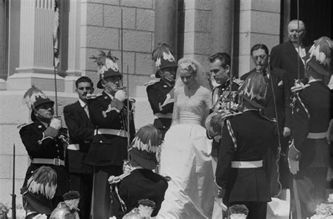 21 Rare Photos from Grace Kelly's Royal Wedding That Will Make You Feel ...