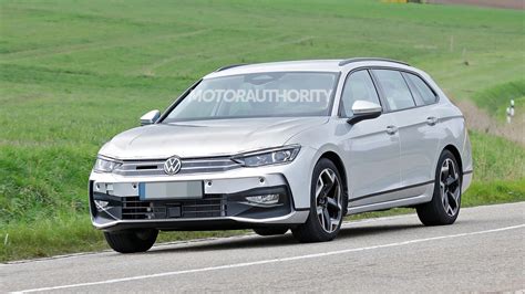 Redesigned 2023 Volkswagen Passat Variant spied