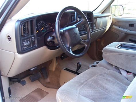 Tan Interior 2001 Chevrolet Silverado 2500HD LS Extended Cab 4x4 Photo #39880175 | GTCarLot.com