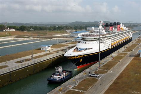 Disney Wonder Makes Inaugural Transit Through the Expanded Panama Canal ...