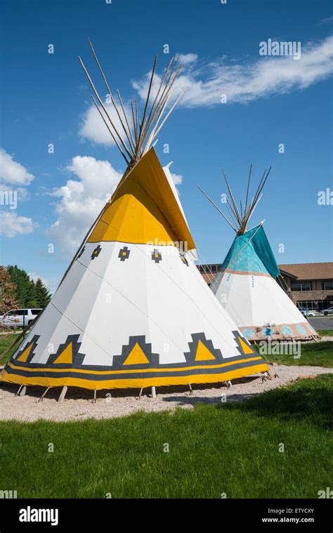 Indian Wigwam High Resolution Stock Photography and Images - Alamy