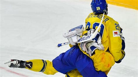 Sweden beats Canada in shootout for gold at ice hockey worlds - ESPN