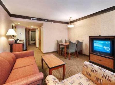 Embassy Suites Anaheim - South | Los Angeles | Undercover Tourist